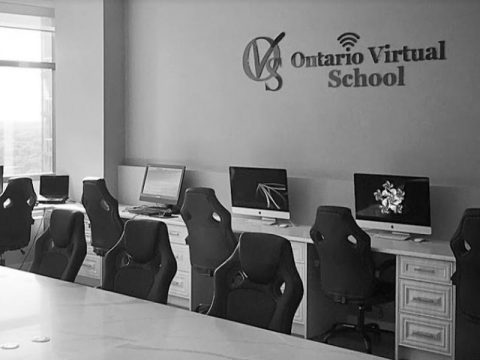 Навчання у Ontario Virtual School